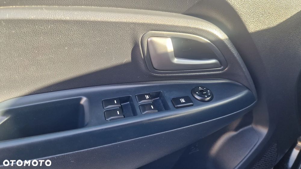 Kia Rio 1.2 Dream Team Edition - 15