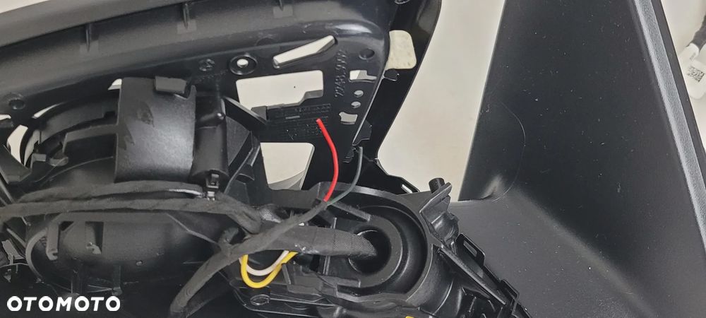 LUSTERKO PRAWE MERCEDES GLB X247 A2478108206 15PIN 7+8 - 11