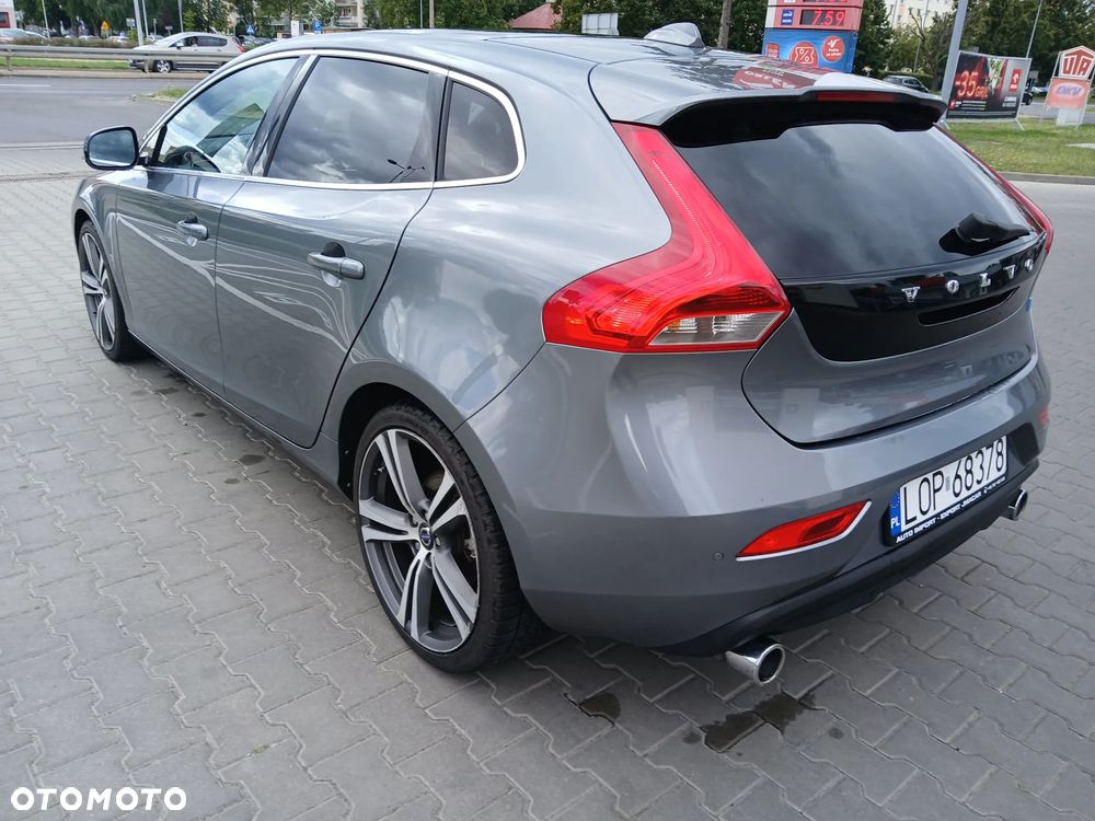 Volvo V40 D4 Drive-E Ocean Race - 18