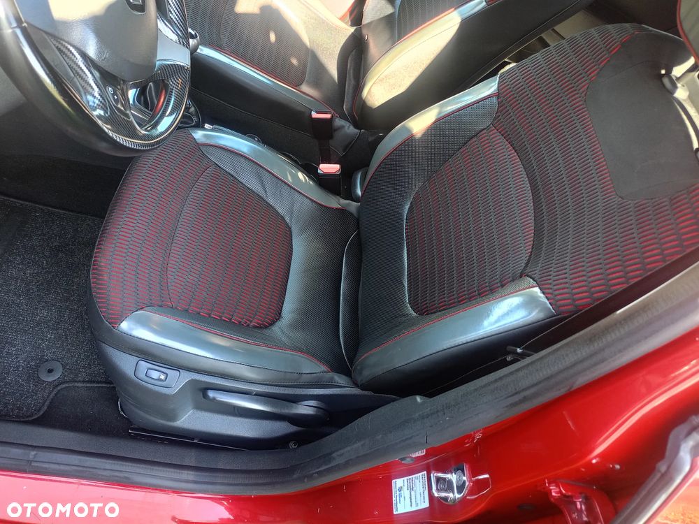 Renault Captur 1.2 Energy TCe XMOD - 25