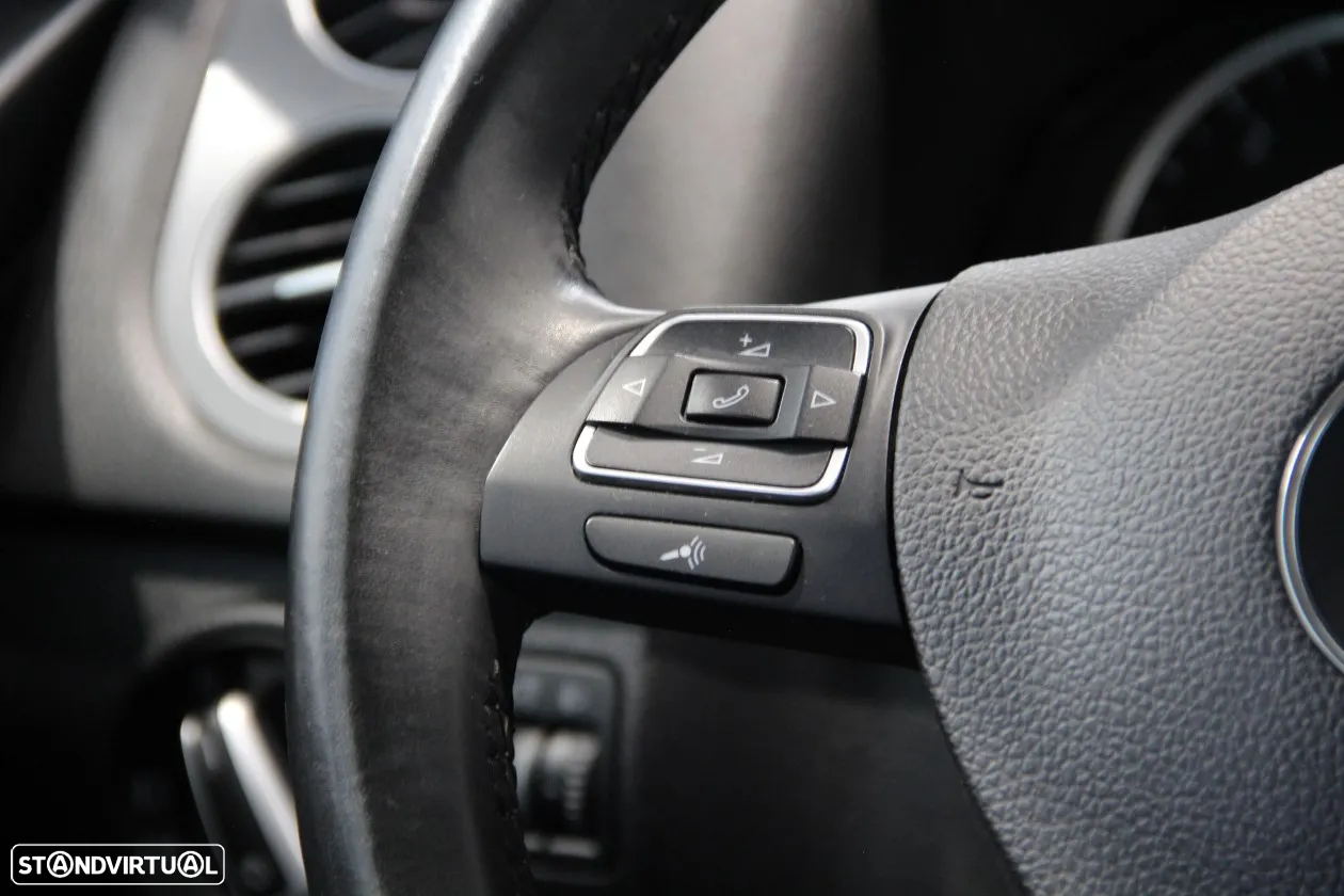 VW Tiguan 2.0 TDi Sport BlueMotion - 10