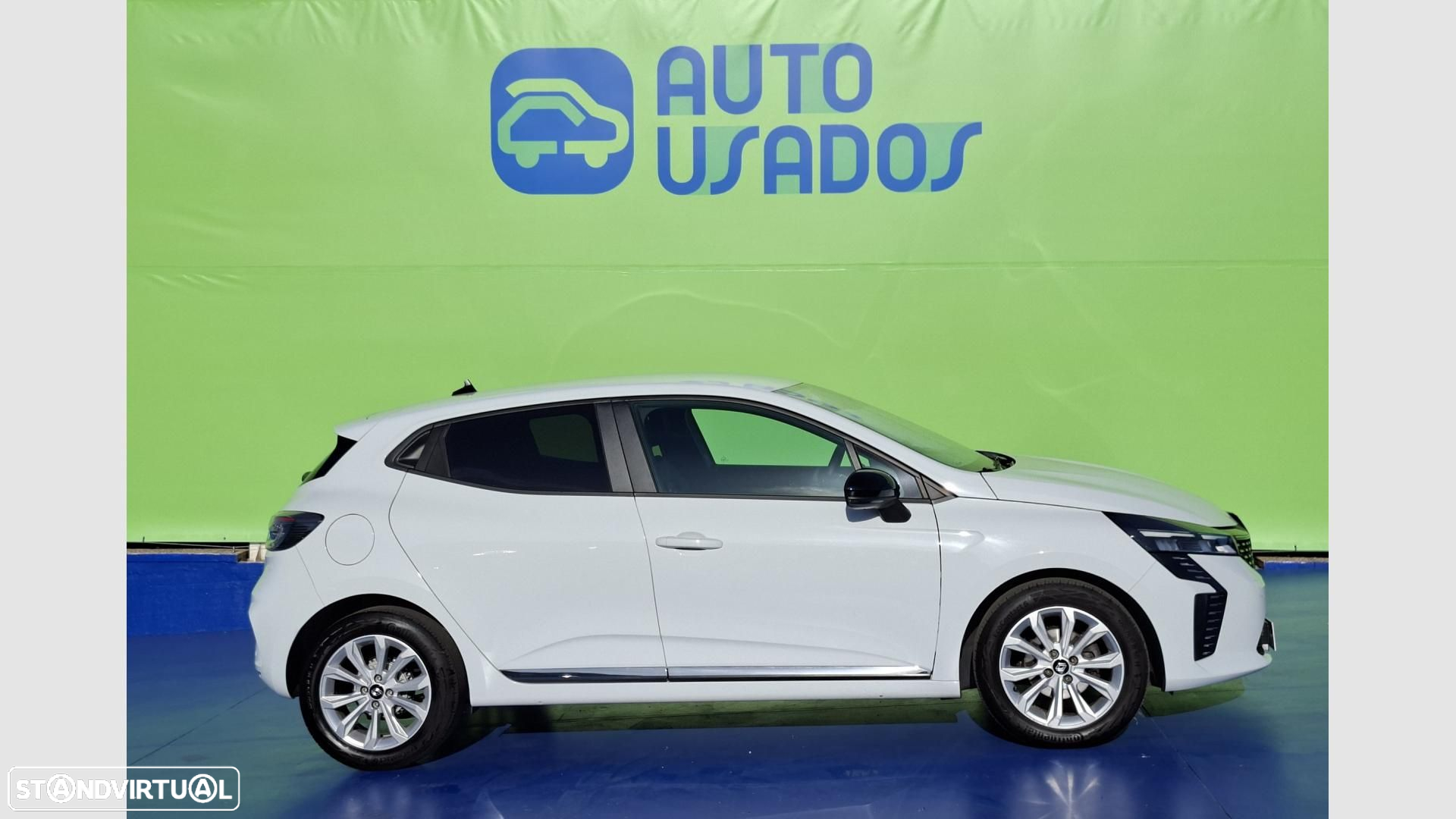 Renault Clio - 7