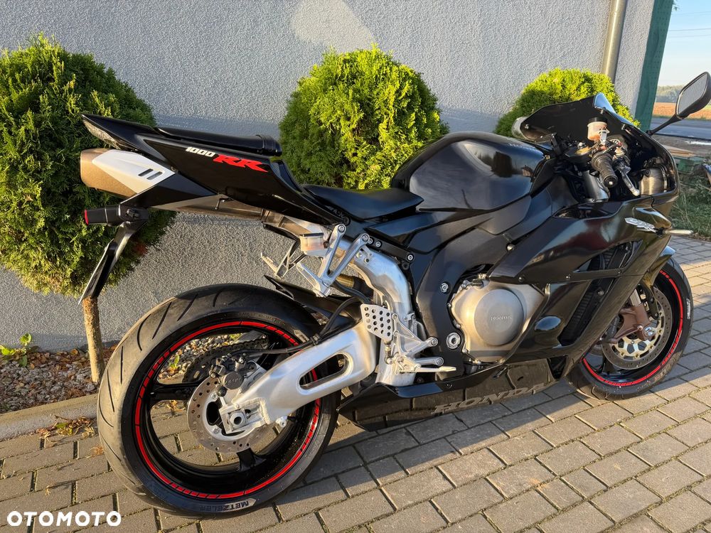 Honda CBR - 27