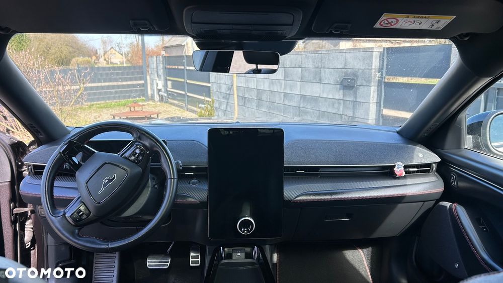 Ford Mustang Mach-E AWD PREMIUM - 29