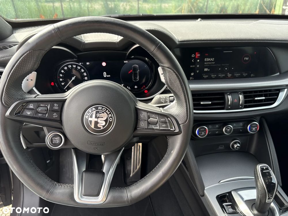 Alfa Romeo Stelvio 2.0 Turbo Veloce Q4 - 13