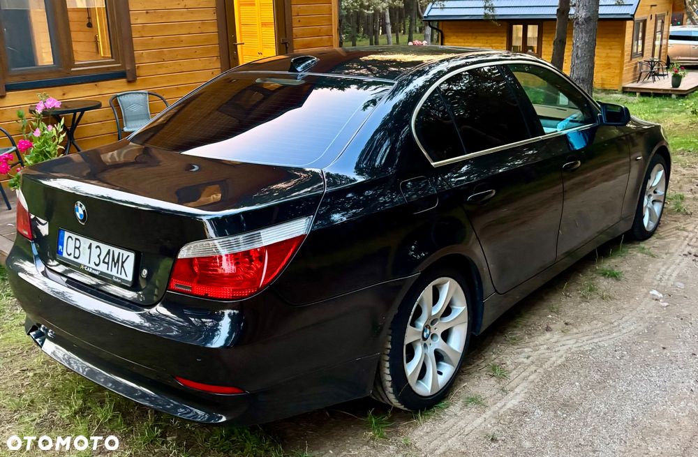 BMW Seria 5 530i - 22