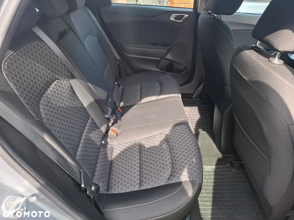 Kia Ceed 1.4 T-GDI M - 24