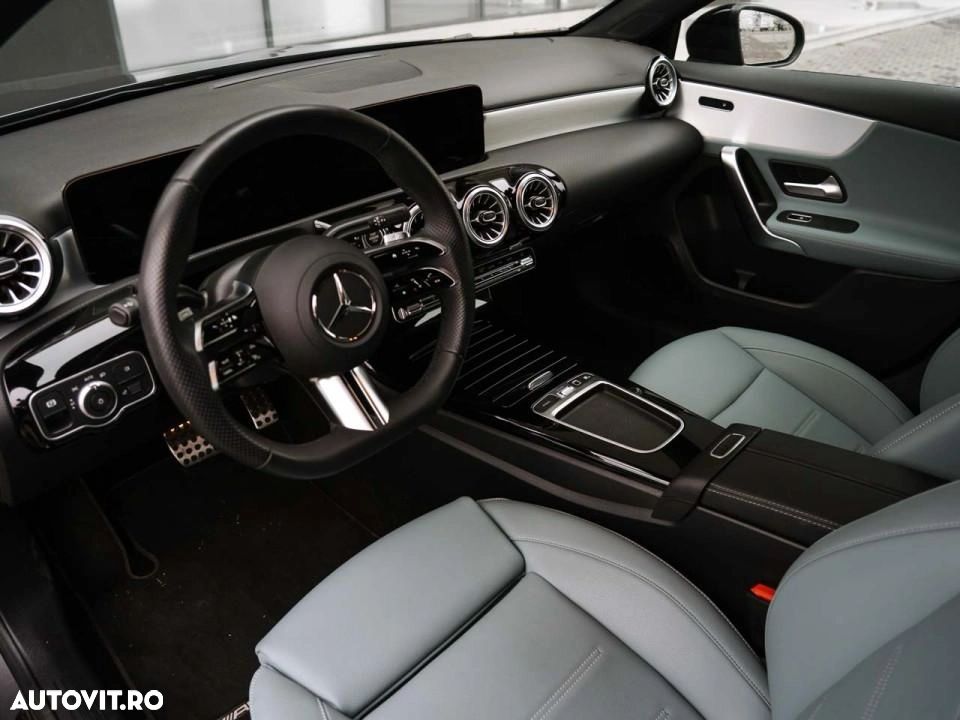 Mercedes-Benz A 200 - 13