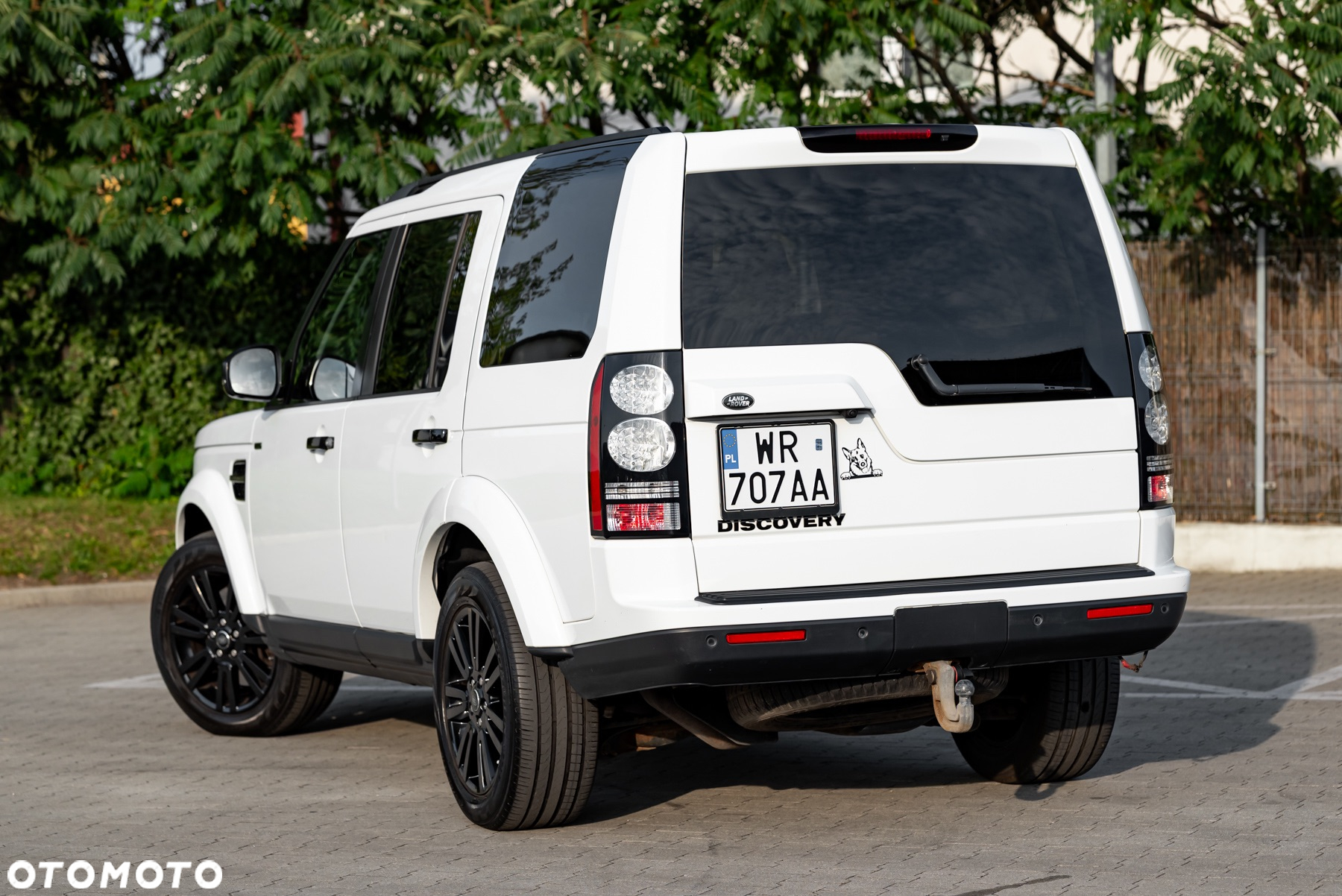 Land Rover Discovery SD V6 HSE - 12