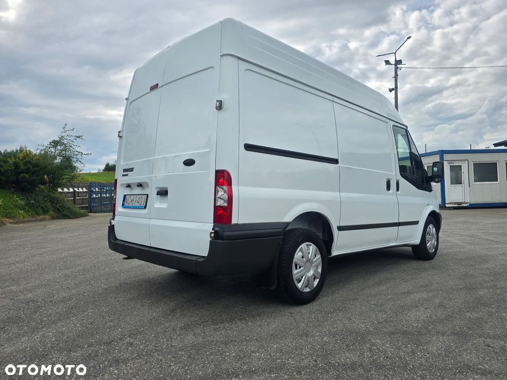 Ford Transit - 23