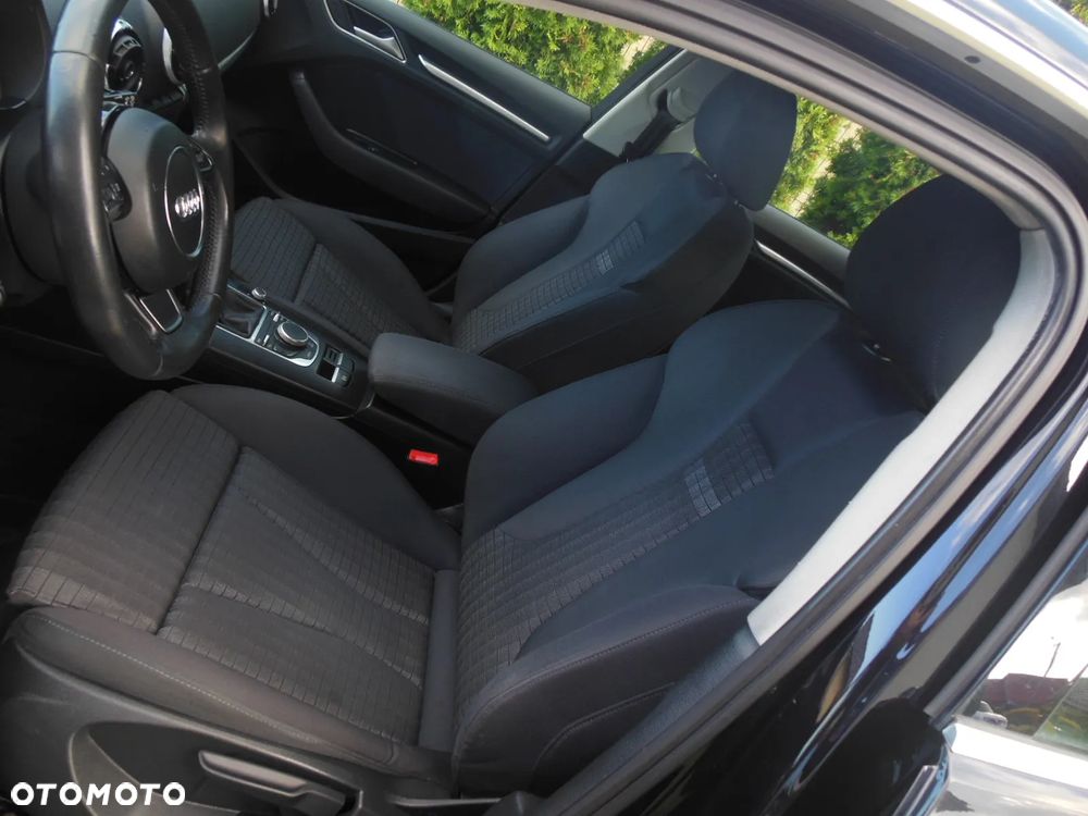 Audi A3 Sportback - 11