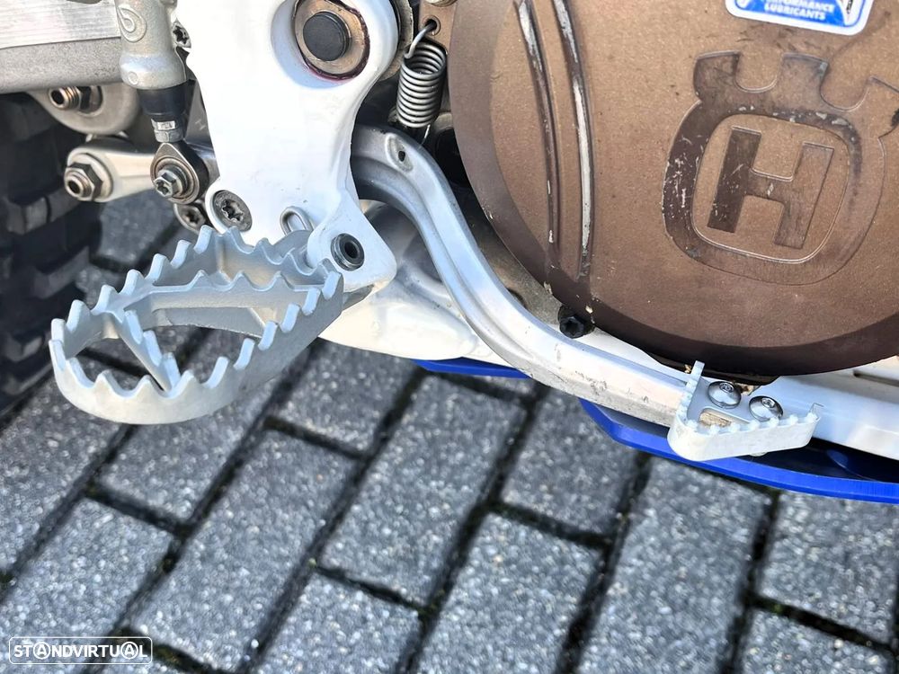 Husqvarna FE 350 4T  (230h) - 23