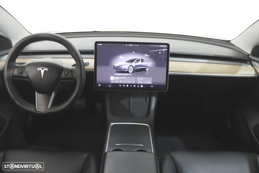 Tesla Model 3 - 6