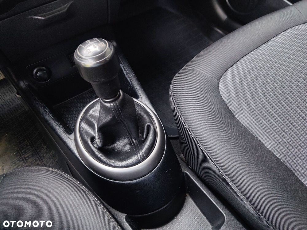 Hyundai i20 - 17