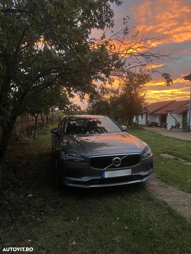 Volvo V90 D4 AWD Momentum - 1