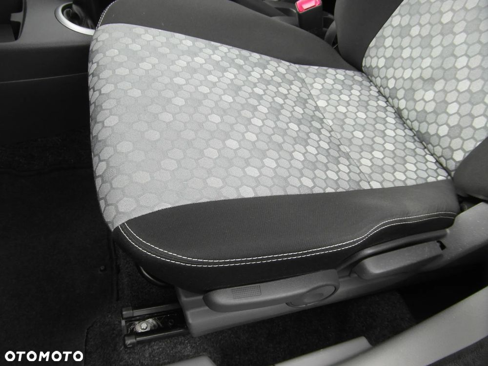 Suzuki SX4 Classic 1.6 VVT 4x4 Style - 18