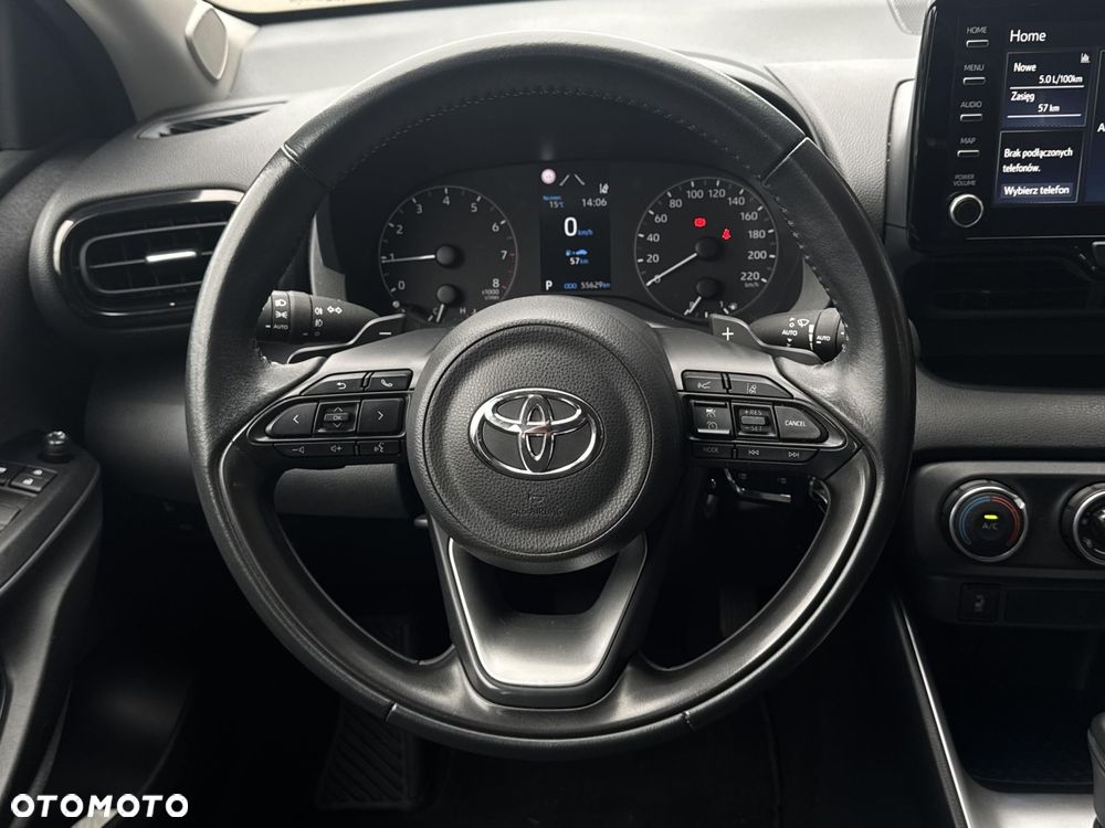 Toyota Yaris 1.5 Comfort CVT - 12