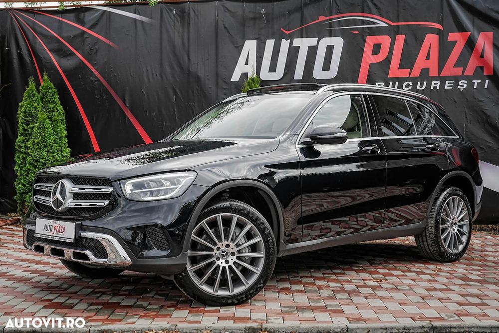 Mercedes-Benz GLC 300 e 4MATIC - 4