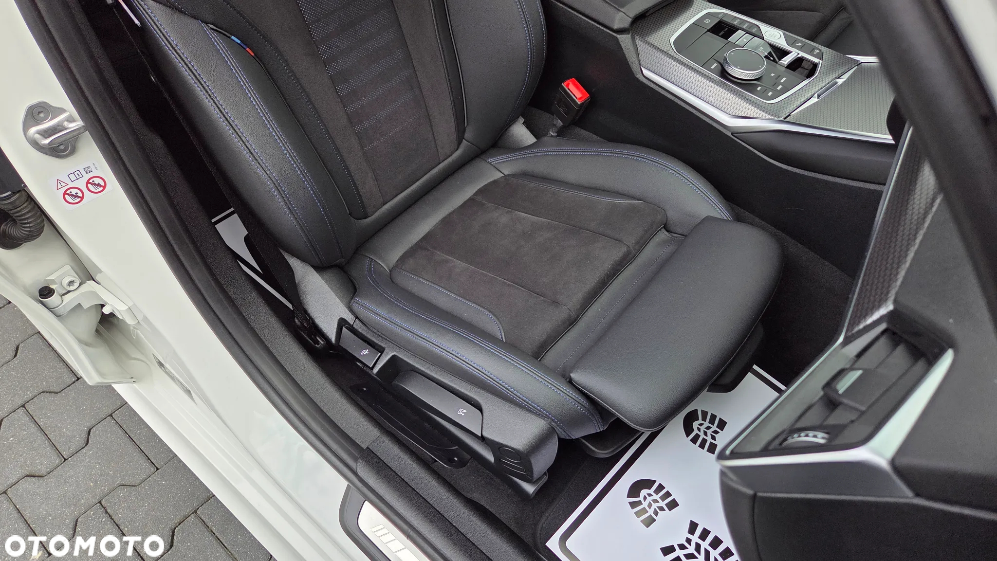 BMW Seria 3 320d M Sport sport - 11