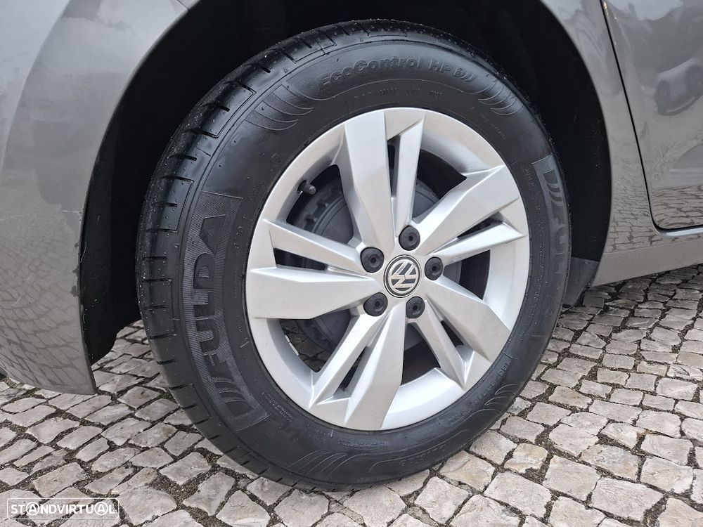 VW Polo 1.0 TSI Confortline - 52