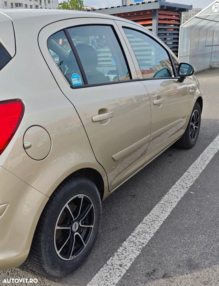 Opel Corsa - 4