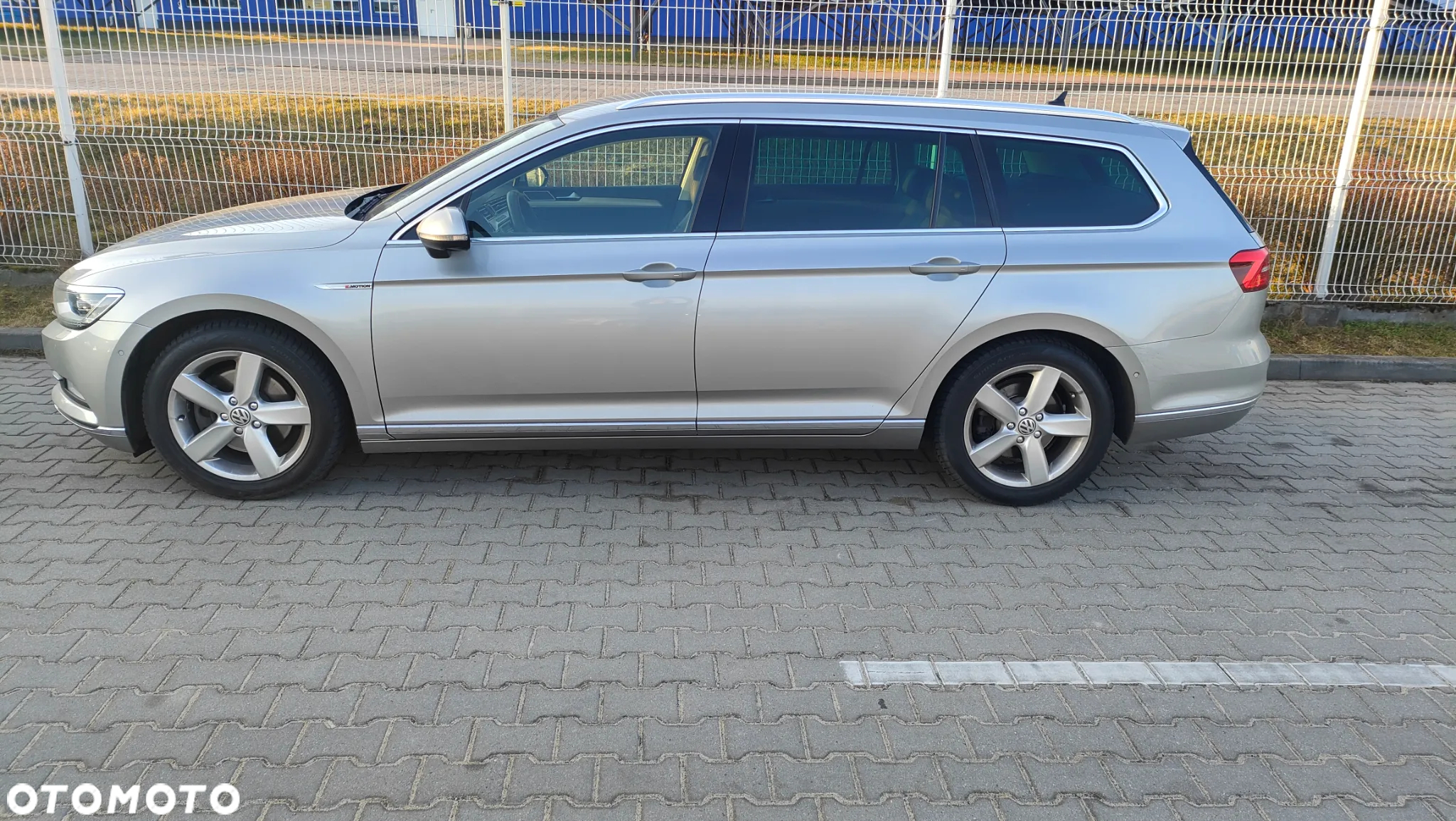 Volkswagen Passat 2.0 TDI BMT 4Mot Highline - 28