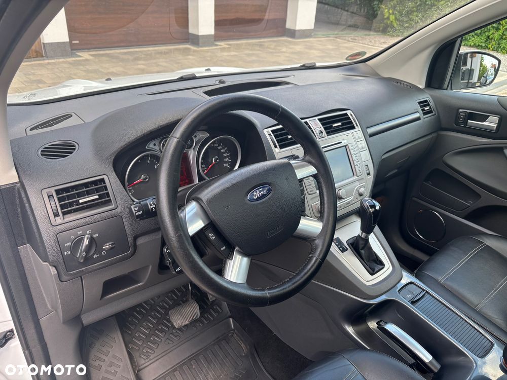 Ford Kuga 2.5 4x4 Titanium - 17
