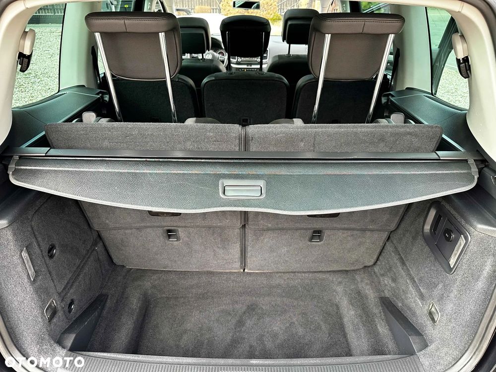 Volkswagen Sharan 2.0 TDI DSG BlueMotion Technology Comfortline - 36