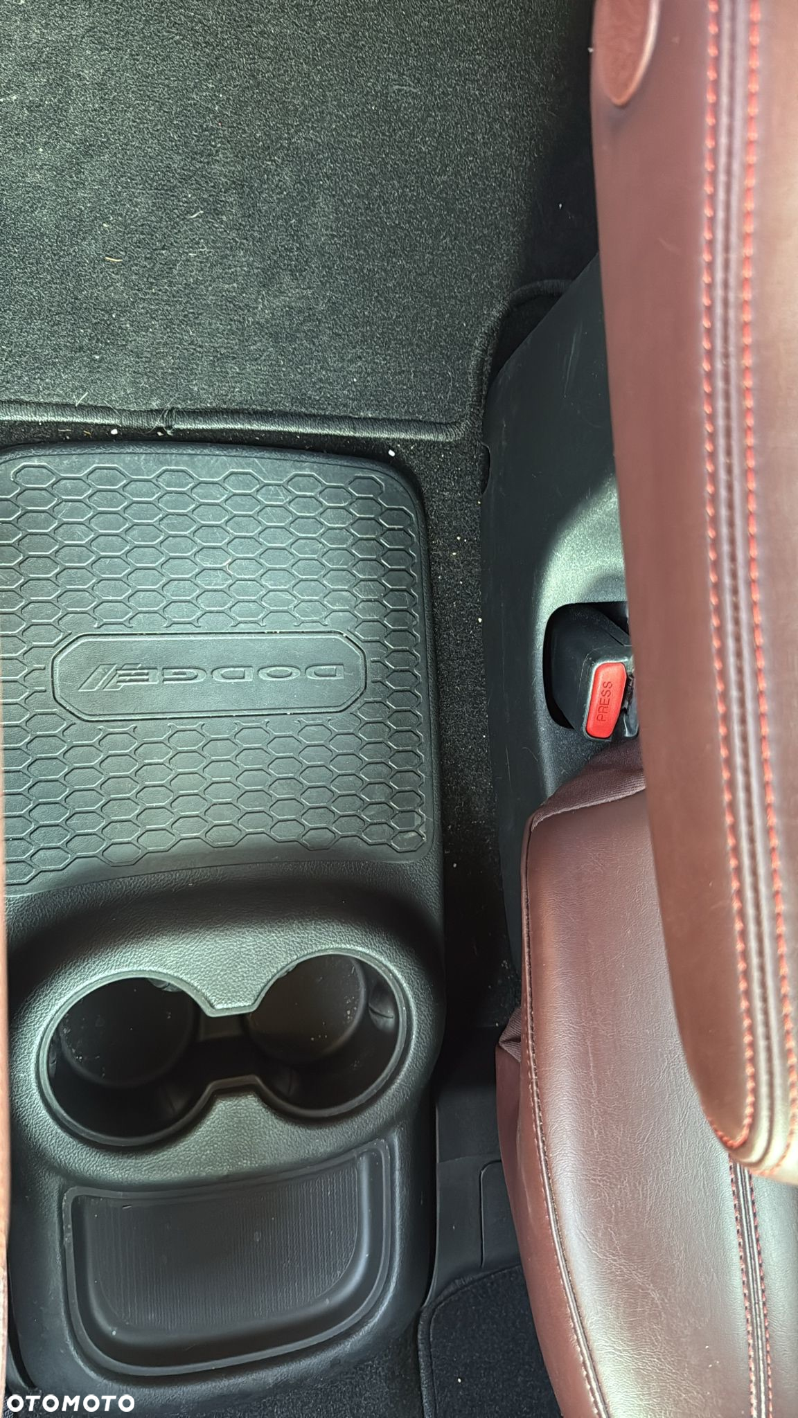 Dodge Durango - 11