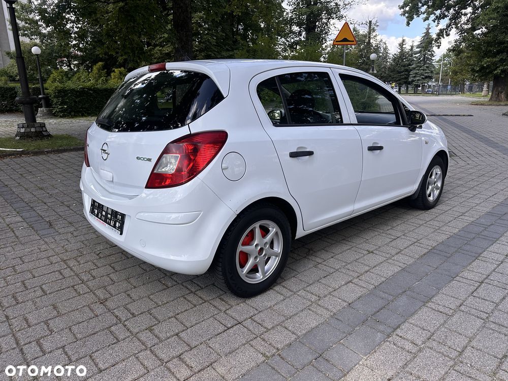 Opel Corsa - 2