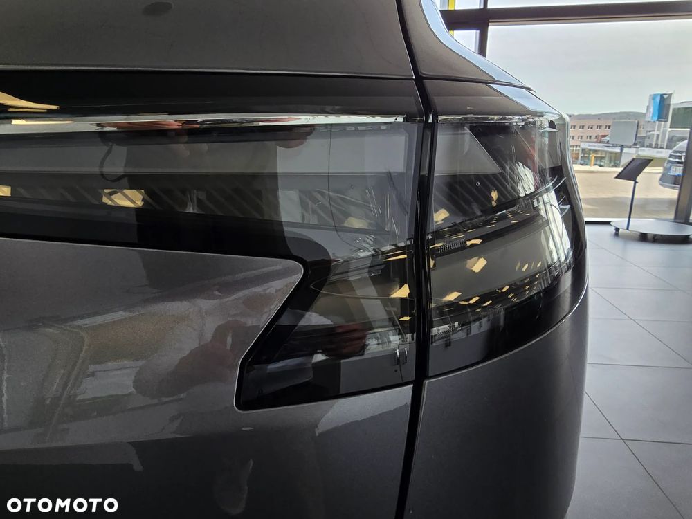 Renault Austral 1.3 TCe mHEV Techno - 11