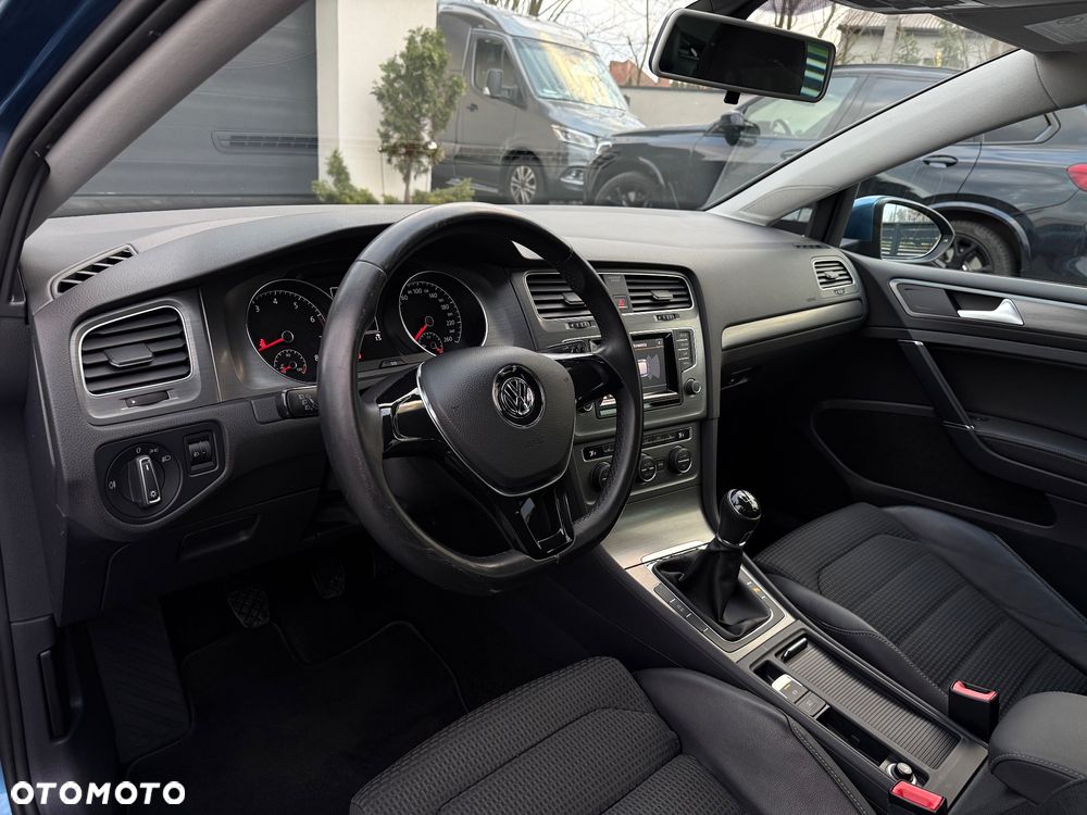 Volkswagen Golf 1.2 TSI BMT Trendline Perfectline - 16