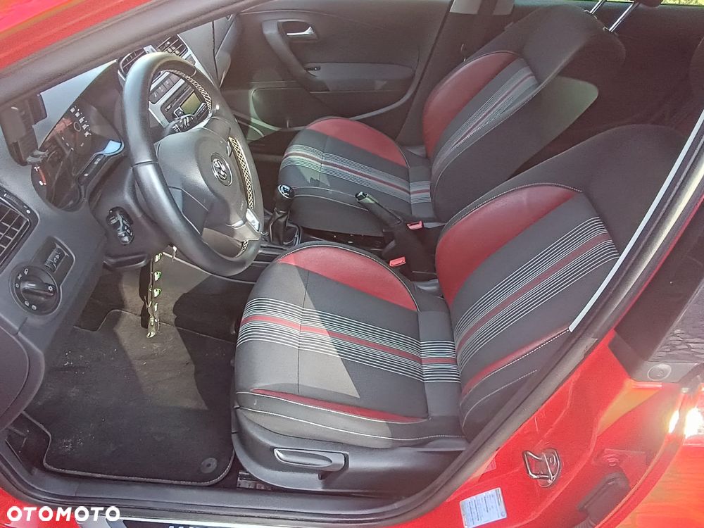 Volkswagen Polo - 15