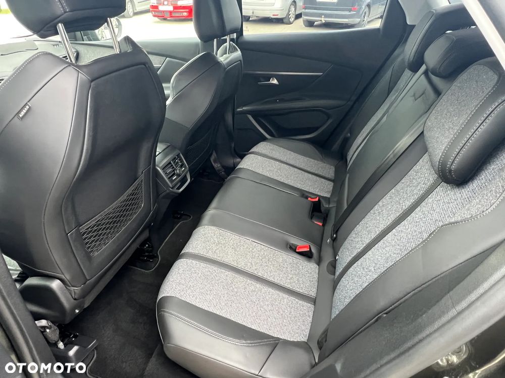 Peugeot 3008 1.5 BlueHDi Allure S&S EAT8 - 14