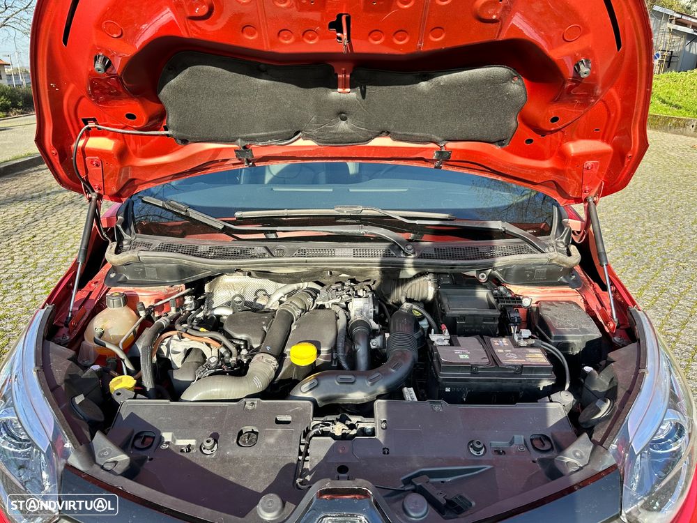 Renault Captur dCi 90 EDC Helly Hansen - 40