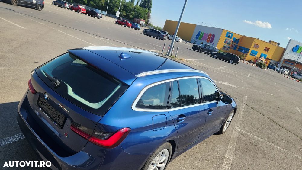 BMW Seria 3 320d xDrive AT MHEV - 21