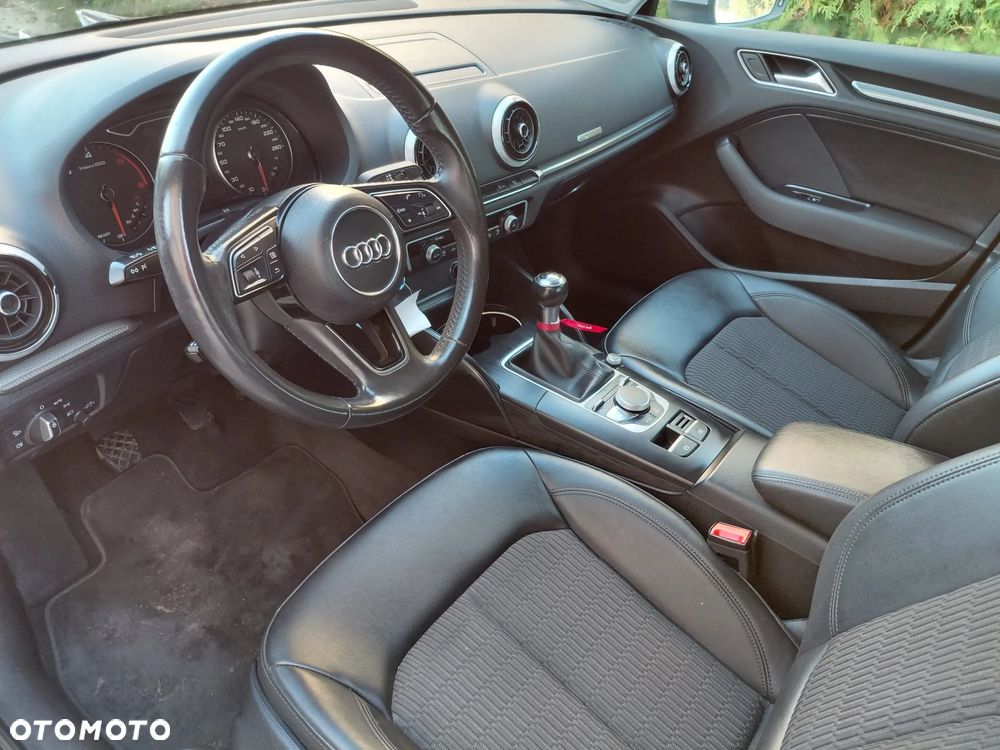 Audi A3 Sportback - 19