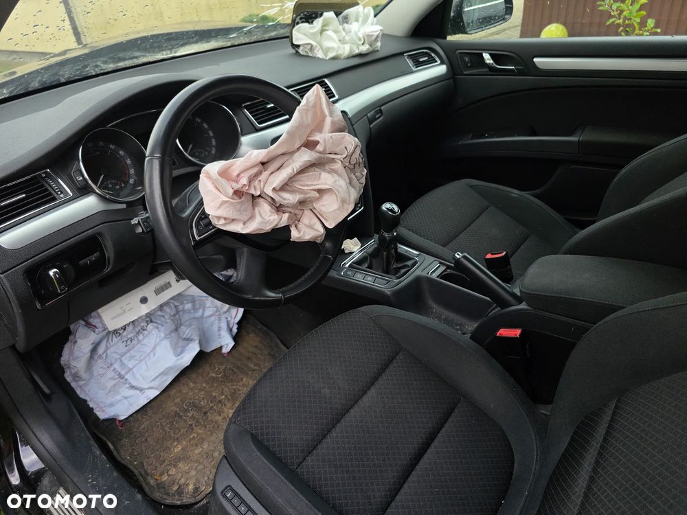 Skoda Superb 2.0 TDI Ambition - 14
