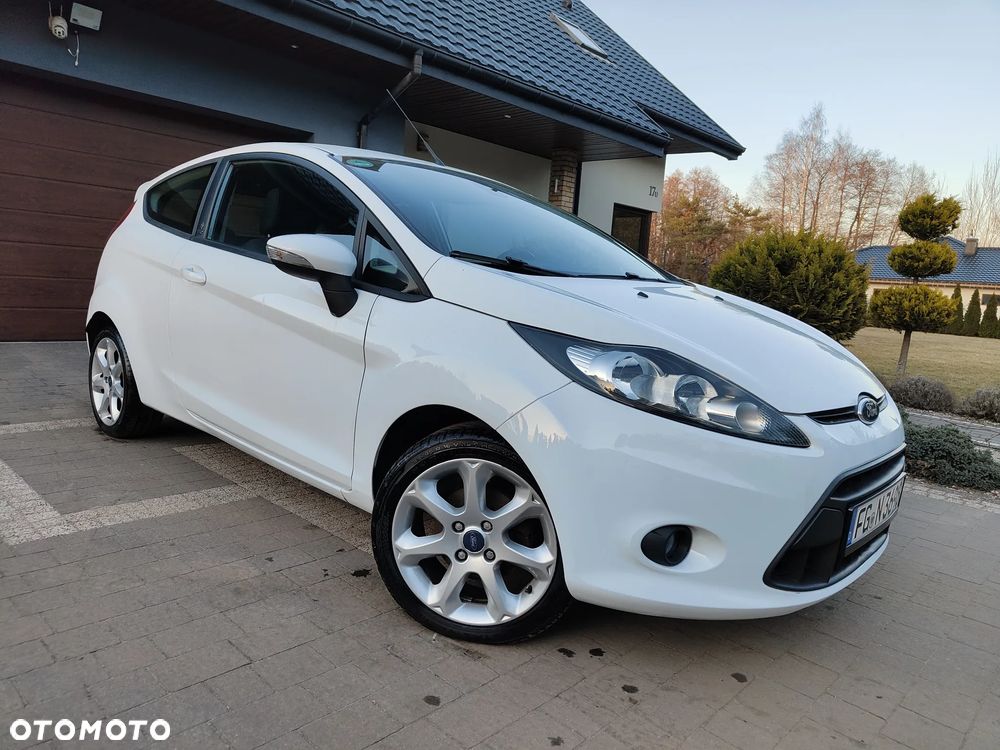 Ford Fiesta 1.25 Champions Edition - 36