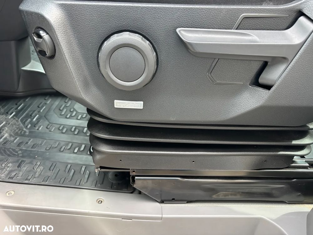 Volkswagen Crafter 3.5 CD Sasiu L3 FWD 103kW AG8 - 7