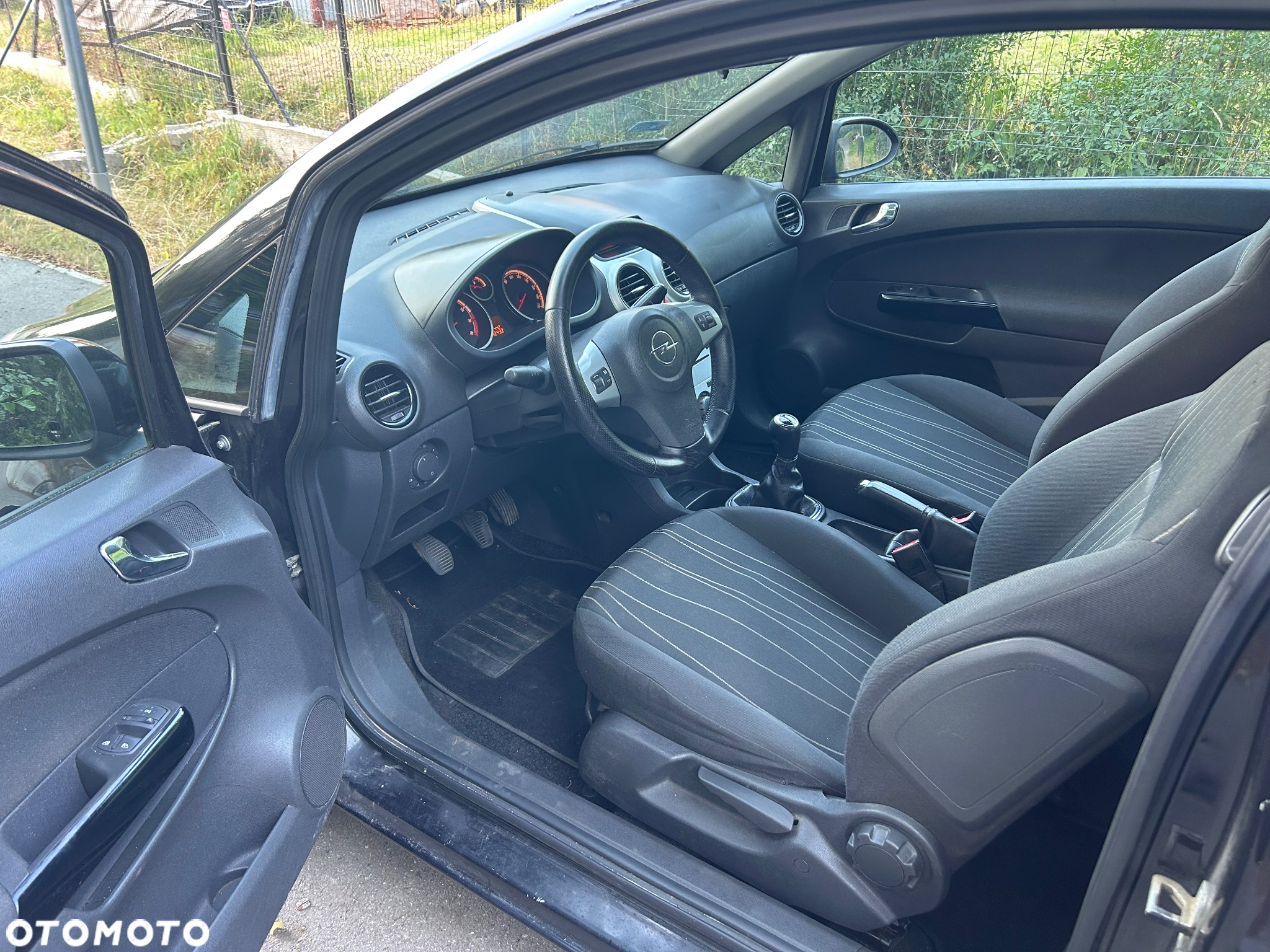 Opel Corsa 1.4 16V Edition - 7