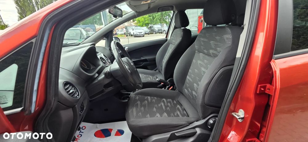 Opel Corsa 1.4 16V Innovation - 28