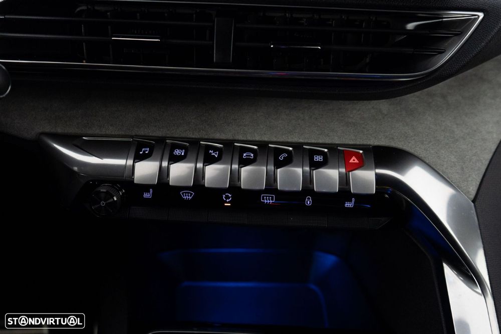 Peugeot 5008 1.2 Hybrid GT e-DCS6 - 26