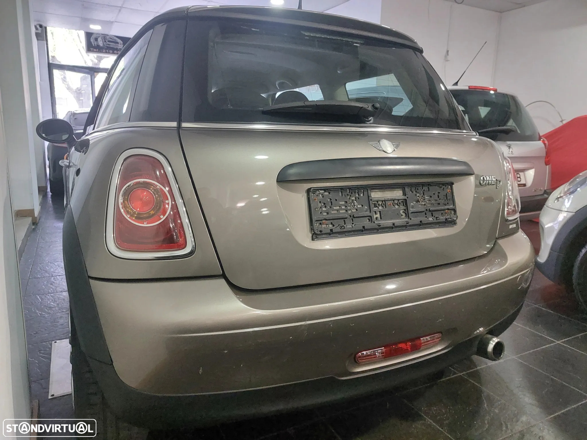 MINI 3 Portas One D - 9