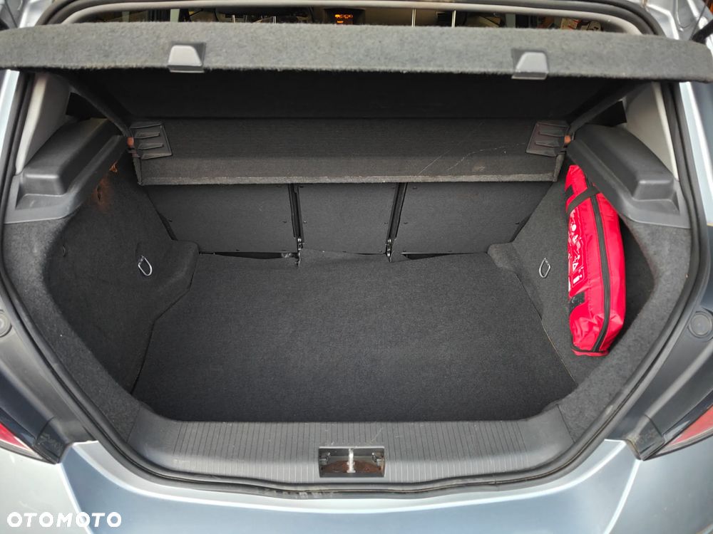 Opel Astra - 11