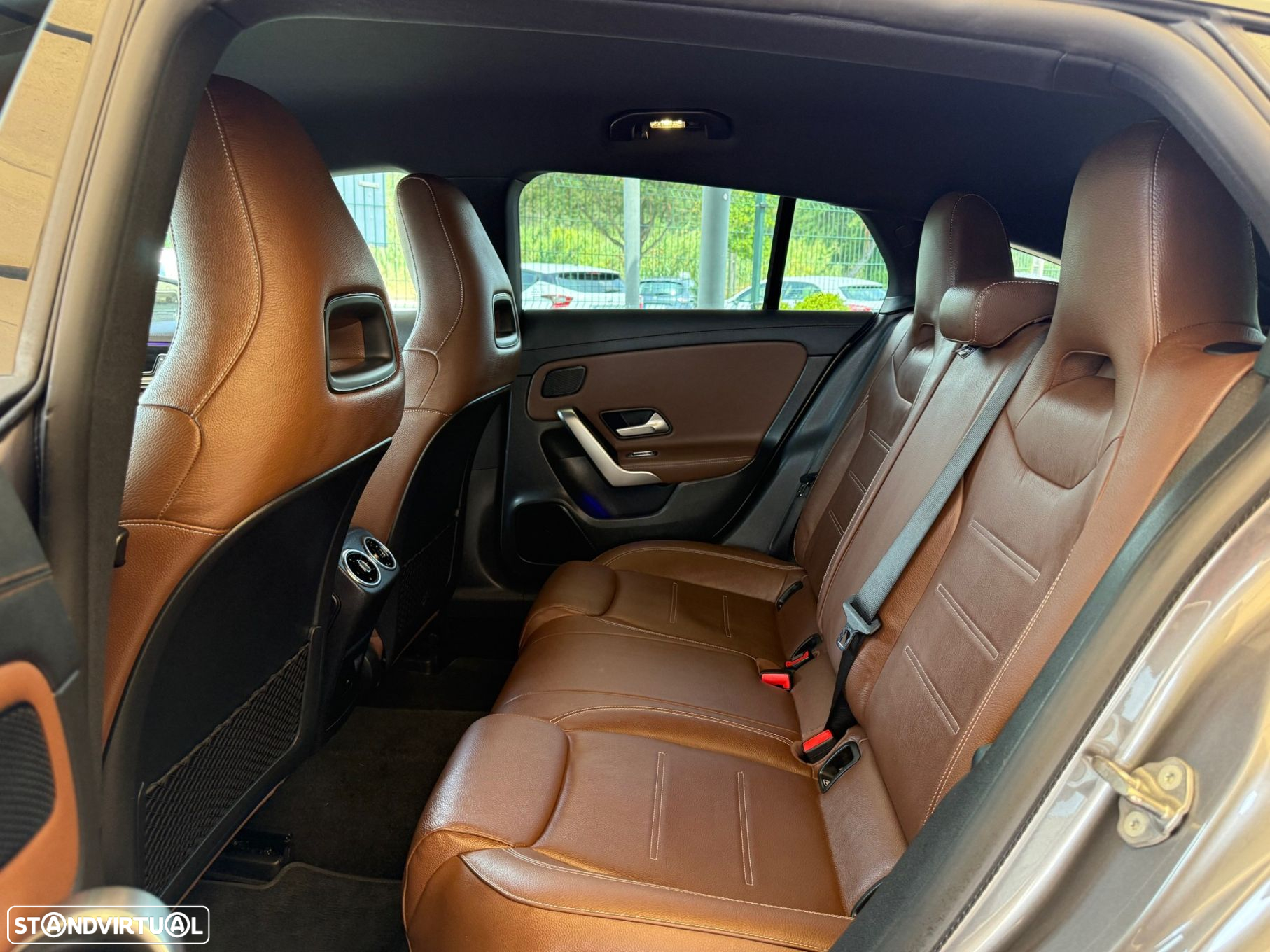 Mercedes-Benz CLA 250 e Shooting Brake AMG Line - 26