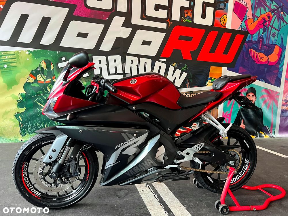 Yamaha YZF - 3