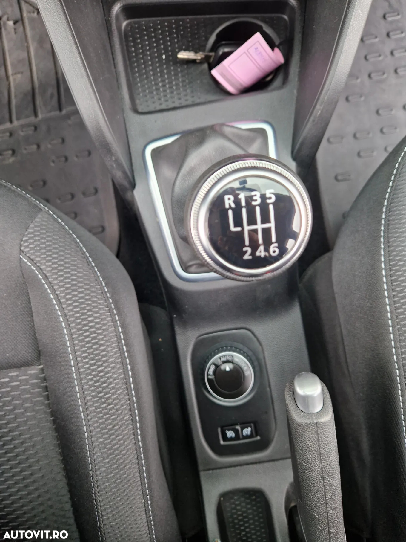 Dacia Duster 1.5 Blue dCi 4WD Comfort - 12