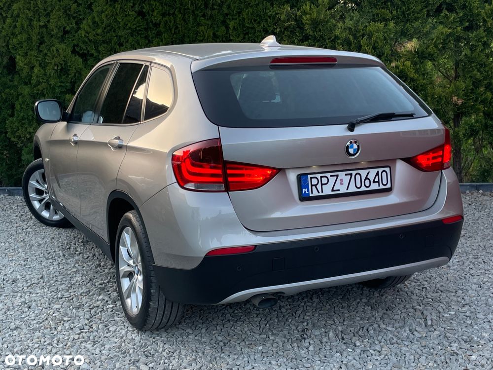 BMW X1 sDrive20d - 11