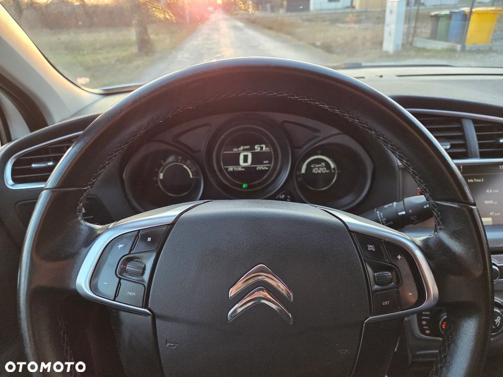 Citroën C4 1.6 HDi Exclusive - 17